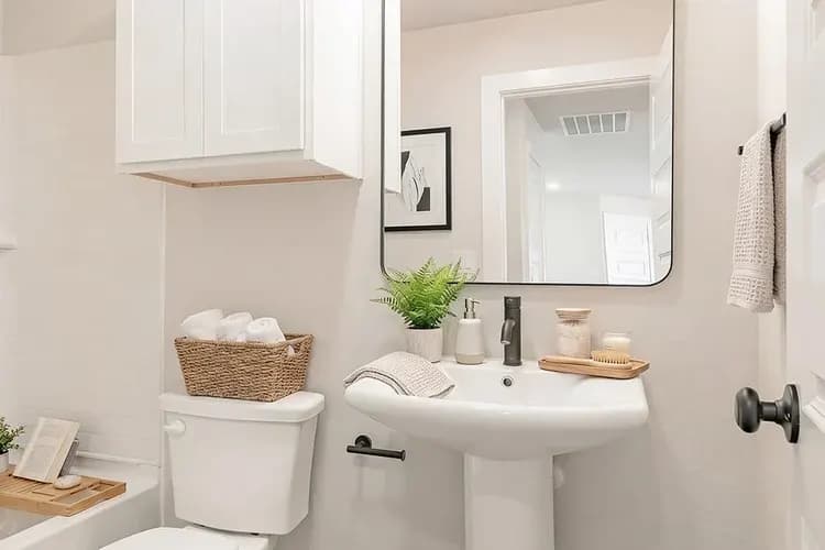 Bathroom, shared between The Black Tooth and The Powder River floor plans by Buffalo Built LLC.