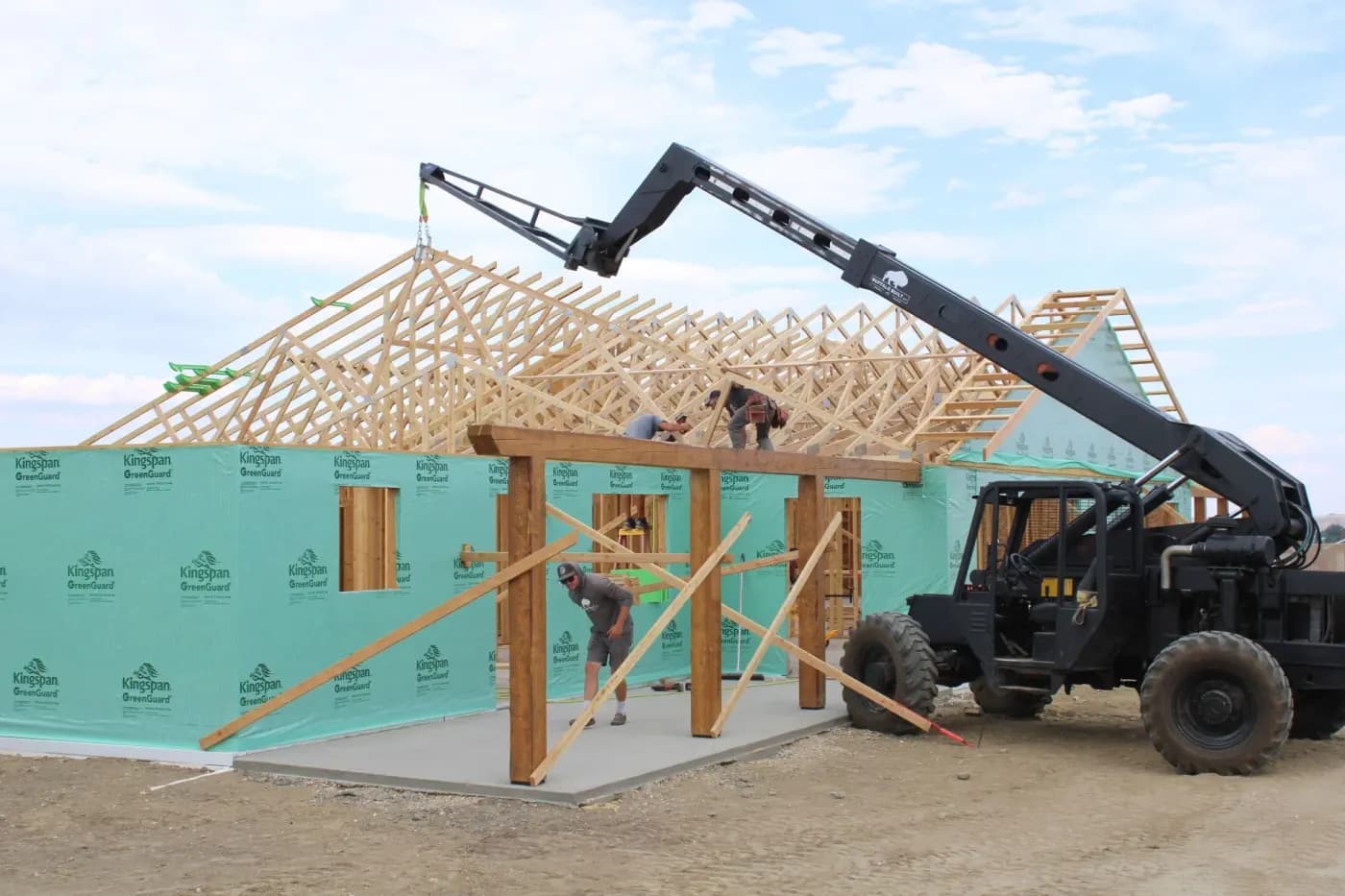 Buffalo Built crew framing a new home in Wyoming.